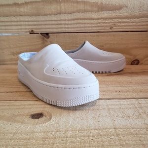 New Nike Air Force AO1523 100 NIB AF1 XX Womens